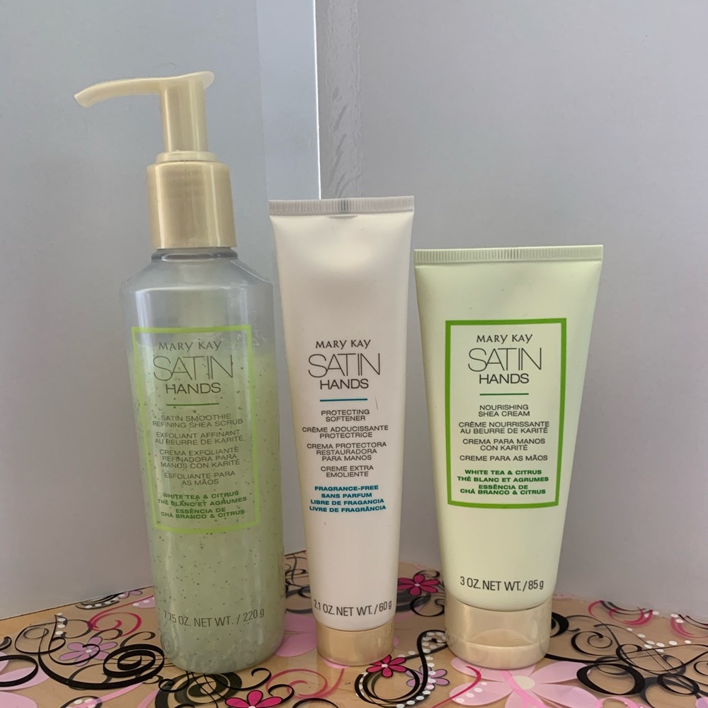 Satin Hands Set